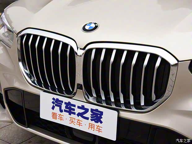 宝马(进口) 宝马X5 2019款 xDrive40i 尊享型 M运动套装 宝马(进口) 宝马X5 2019款 xDrive40i 尊享型 M运动套装
