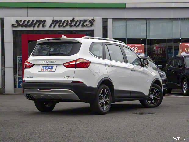 SWM斯威汽車 SWM斯威X7 2020款 2.0L 手動(dòng)舒適版 7座