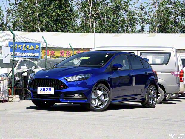 福特(进口) 福克斯(进口) 2018款 2.0T ST 标准版