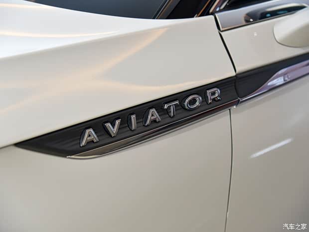 林肯(进口) 飞行家(进口) 2020款 3.0T V6全驱尊享版 林肯(进口) 飞行家(进口) 2020款 3.0T V6全驱尊享版