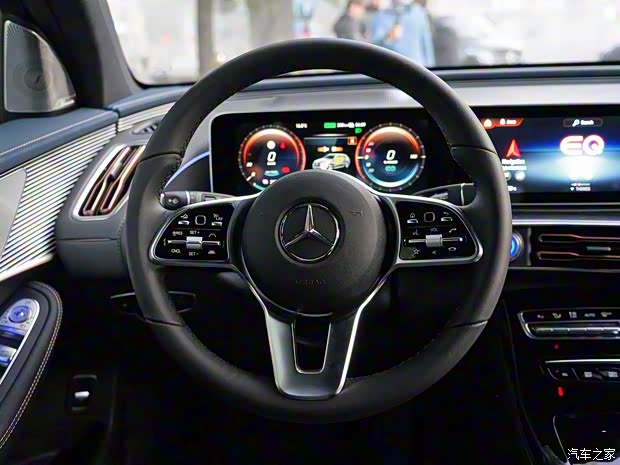 梅赛德斯-EQ 奔驰EQC 2018款 EQC 400 梅赛德斯-EQ 奔驰EQC 2018款 EQC 400