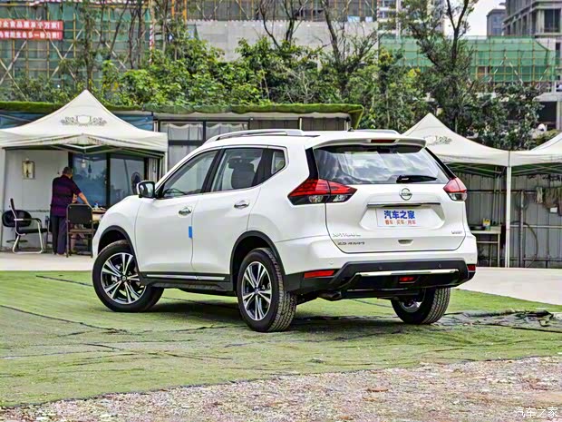 东风日产 奇骏 2021款 2.5L XL ITS CVT 4WD豪华领航版