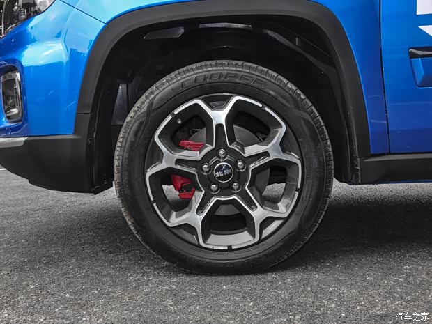 北京越野 北京BJ30 2021款 1.5T 至尊版