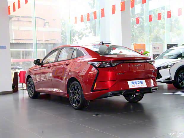 東風(fēng)乘用車 奕炫 2020款 230T 自動炫酷賽道騎士版