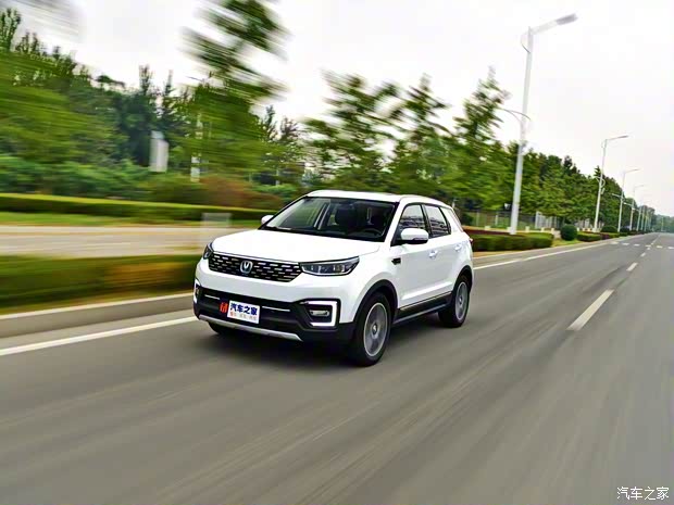 长安汽车 长安CS55 2018款 1.5T 自动蓝动型