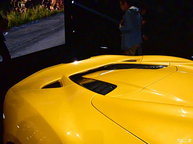 法拉利 法拉利F8 2020款 Spider 3.9T V8