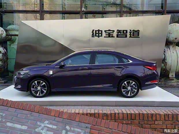 北京汽車 紳寶智道 2019款 210T CVT尊享版