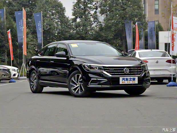 上汽大眾 帕薩特新能源 2019款 1.4T 混動(dòng)精英版 上汽大眾 帕薩特新能源 2019款 1.4T 混動(dòng)精英版