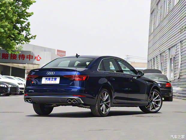 奧迪(進(jìn)口) 奧迪S4 2018款 S4 3.0TFSI