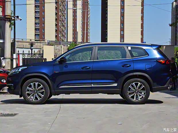 奇瑞汽车 瑞虎8 2019款 1.6TGDI 自动豪华型 7座