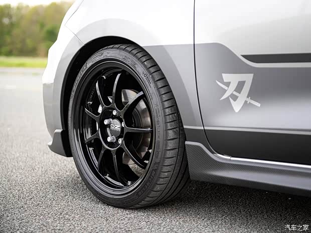 铃木(进口) 速翼特 2019款 Katana Limited Edition