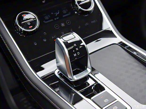 奇瑞汽车 瑞虎8 2020款 290TGDI 自动豪华版 大六座 奇瑞汽车 瑞虎8 2020款 290TGDI 自动豪华版 大六座