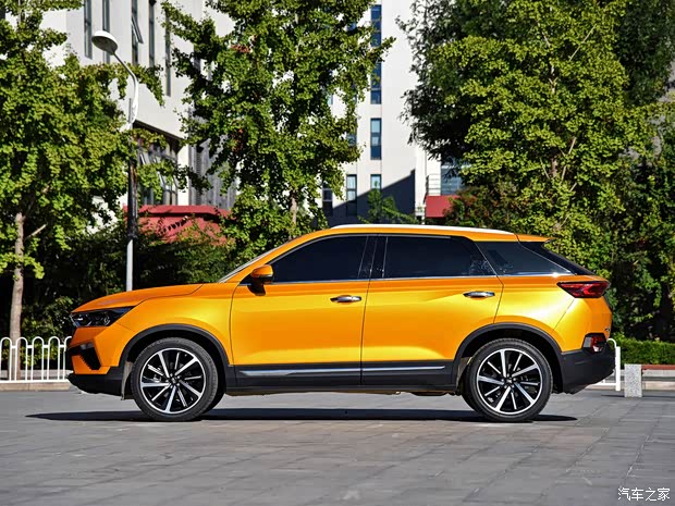 一汽奔腾 奔腾T77 2018款 试装车