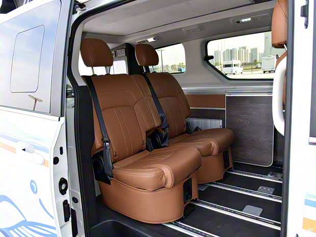 上汽大通 上汽大通MAXUS RG10 2019款 2.0TGI 升顶露营车阳光版 上汽大通 上汽大通MAXUS RG10 2019款 2.0TGI 升顶露营车阳光版