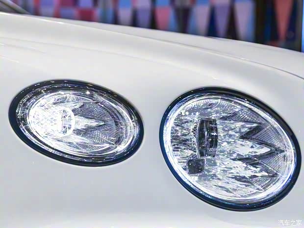 賓利 添越PHEV 2021款 3.0T PHEV