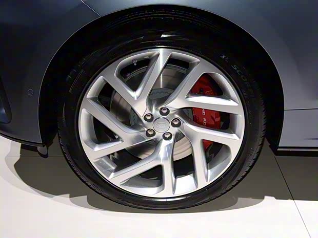 路虎(进口) 揽胜星脉 2019款 SVAutobiography 路虎(进口) 揽胜星脉 2019款 SVAutobiography