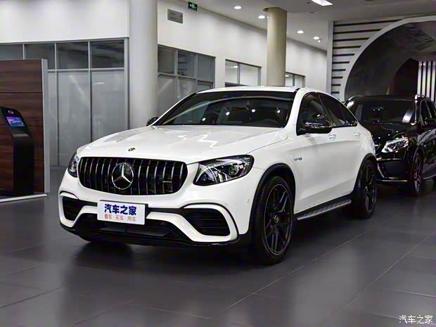 梅赛德斯-AMG 奔驰GLC AMG 2018款 AMG GLC 63 4MATIC+ 轿跑SUV