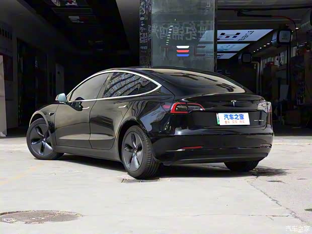 特斯拉(进口) Model 3(进口) 2019款 长续航全轮驱动版 特斯拉(进口) Model 3(进口) 2019款 长续航全轮驱动版