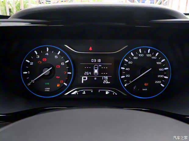 广汽乘用车 传祺GA4 2021款 PLUS 235T 自动尊享版