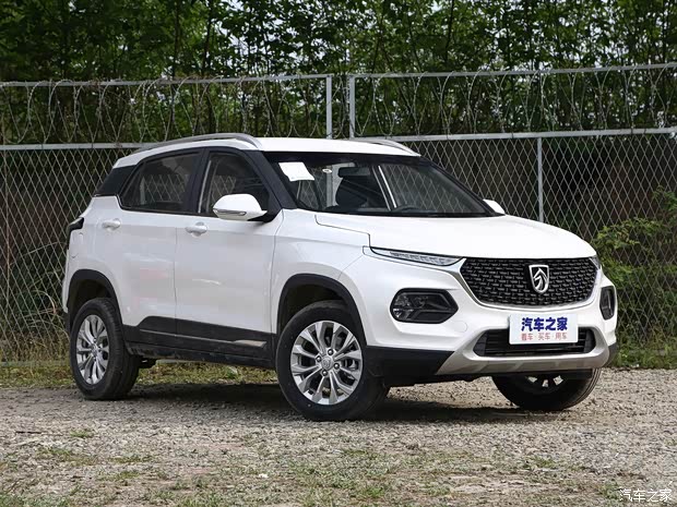 上汽通用五菱 寶駿510 2019款 1.5L 手動(dòng)樂(lè)享型73kW 國(guó)VI