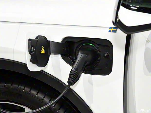 沃尔沃(进口) 沃尔沃XC40新能源(进口) 2019款 基本型 沃尔沃(进口) 沃尔沃XC40新能源(进口) 2019款 基本型