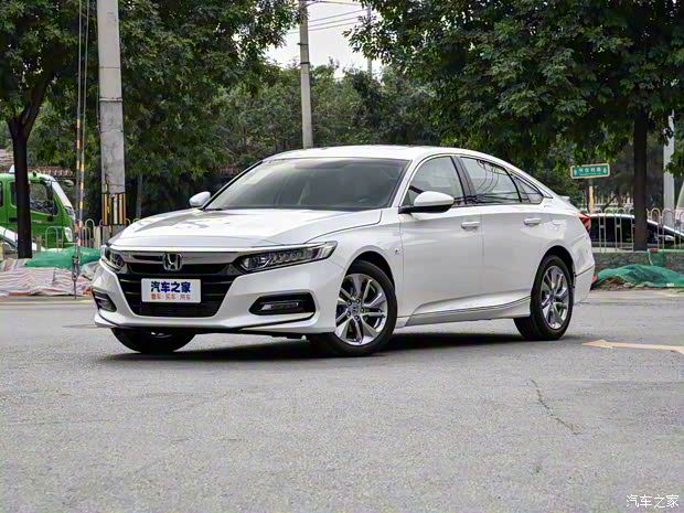 广汽本田 雅阁 2018款 230TURBO 舒适版
