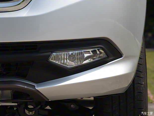 大運(yùn)汽車 大運(yùn)皮卡 2020款 2.4T汽油兩驅(qū)手動尊享型標(biāo)軸4K22D4T