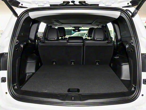 广汽菲克Jeep 指挥官 2018款 2.0T 四驱臻享版