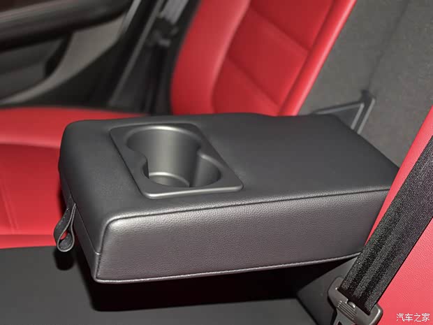 上汽集團 名爵6 2019款 20T 手動高鐵版