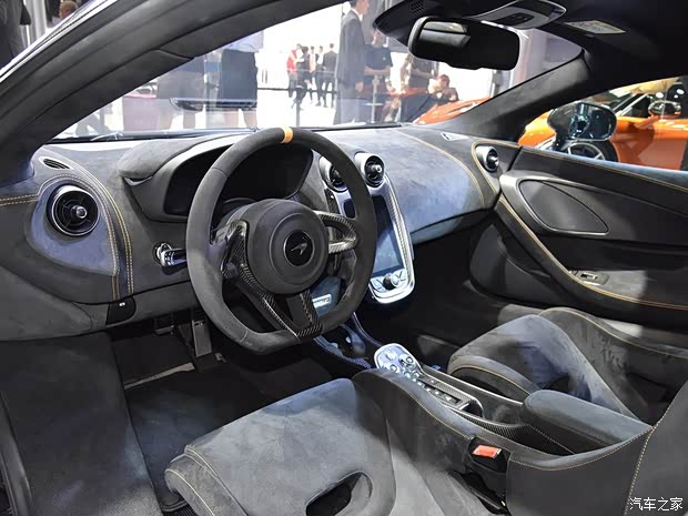 迈凯伦 迈凯伦600LT 2018款 3.8T Coupe 迈凯伦 迈凯伦600LT 2018款 3.8T Coupe