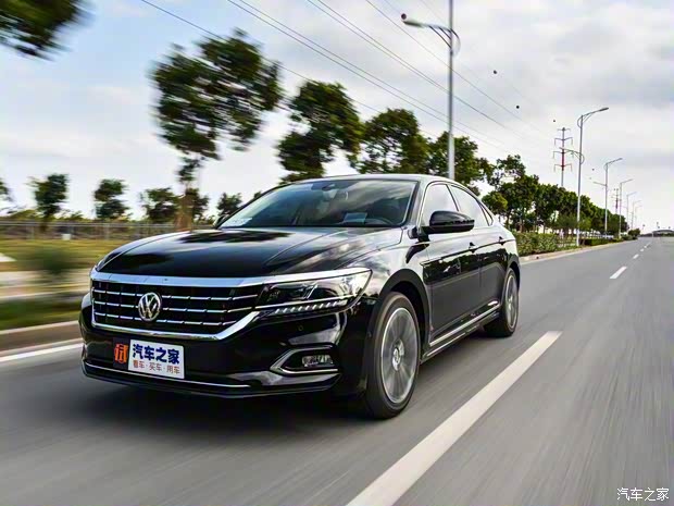 上汽大众 帕萨特 2019款 380TSI 尊贵版