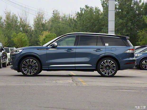 长安林肯 飞行家 2020款 3.0T V6 四驱总统版 长安林肯 飞行家 2020款 3.0T V6 四驱总统版