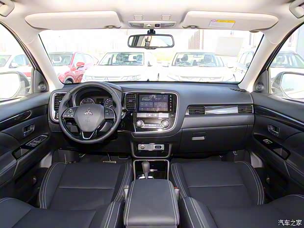 廣汽三菱 歐藍(lán)德 2020款 2.0L 兩驅(qū)暢享版 5座