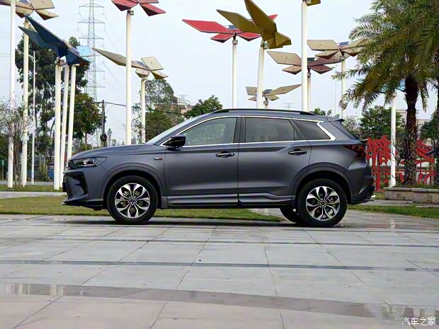 SWM斯威汽车 SWM斯威G01 2018款 1.5T 自动FF