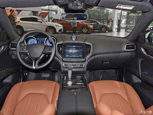 瑪莎拉蒂 Ghibli 2019款 3.0T 350Hp 標(biāo)準(zhǔn)版 國V