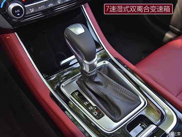 长安汽车 逸动 2019款 1.4T 自动蓝鲸版 长安汽车 逸动 2019款 1.4T 自动蓝鲸版