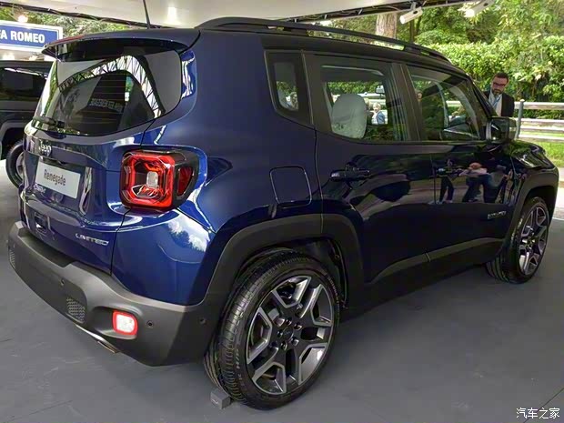 Jeep(进口) 自由侠(海外) 2019款 基本型 Jeep(进口) 自由侠(海外) 2019款 基本型