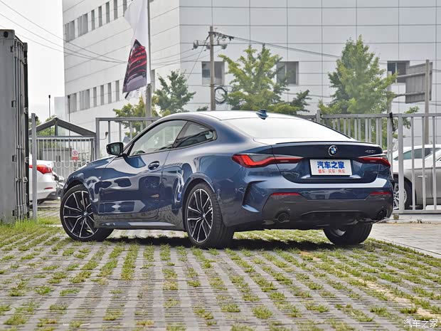 宝马(进口) 宝马4系 2021款 430i M运动曜夜版 宝马(进口) 宝马4系 2021款 430i M运动曜夜版