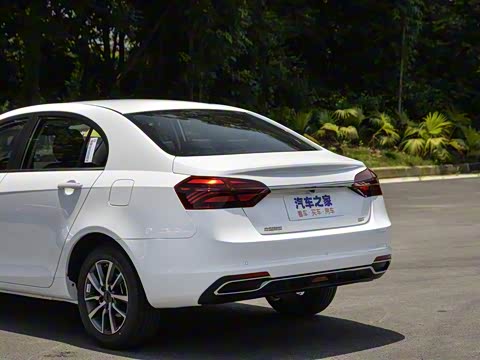 2019款 领军版 1.5L 手动向上互联型 国VI 2019款 领军版 1.5L 手动向上互联型 国VI