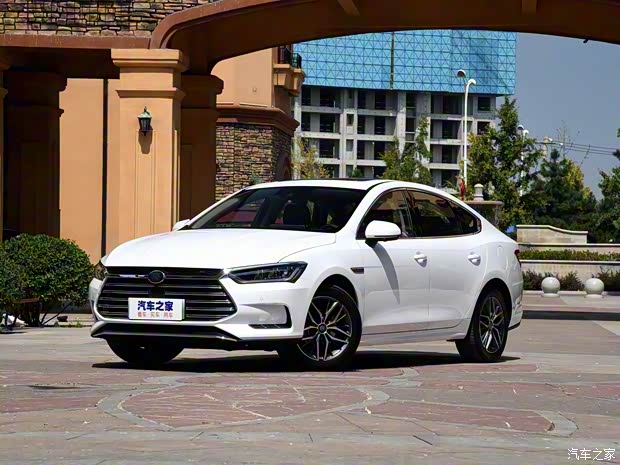 比亚迪 秦Pro新能源 2018款 DM 1.5TI 开发者版专业型