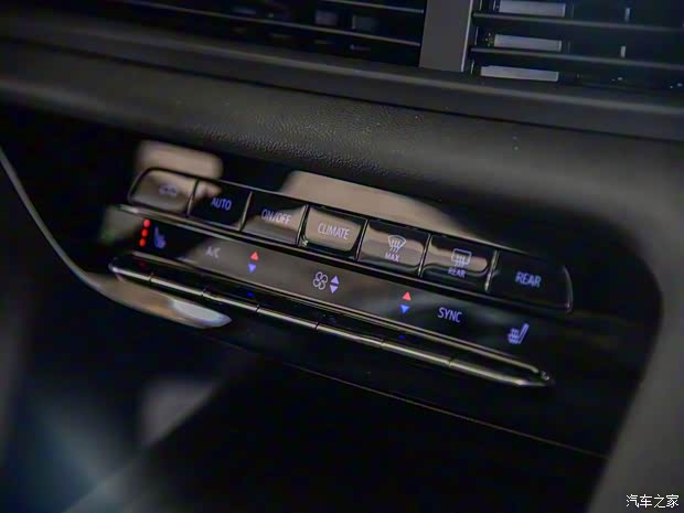 上汽通用別克 昂科旗 2020款 28T 兩驅(qū)豪華型