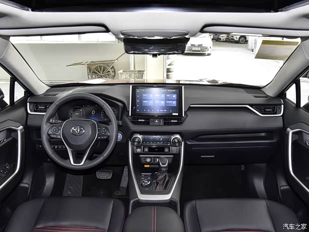 一汽丰田 RAV4荣放双擎E+ 2021款 2.5L 四驱旗舰Pro 一汽丰田 RAV4荣放双擎E+ 2021款 2.5L 四驱旗舰Pro