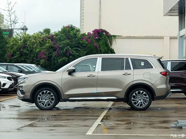 江铃福特 领裕 2021款 EcoBoost 225 尊领型 6座 江铃福特 领裕 2021款 EcoBoost 225 尊领型 6座