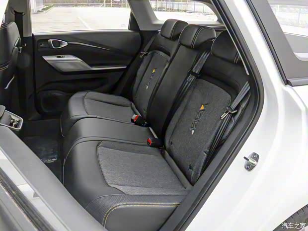 上汽通用五菱 宝骏Valli 2021款 1.5T CVT伊犁牧场 上汽通用五菱 宝骏Valli 2021款 1.5T CVT伊犁牧场