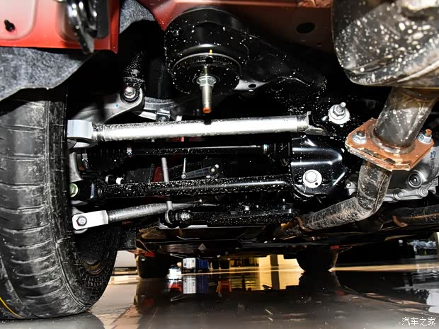 英菲尼迪(进口) 英菲尼迪Q60 2017款 2.0T 标准型