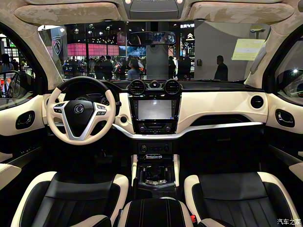 郑州日产 锐骐6 2021款 2.3T自动柴油四驱穿越版标准型M9T 郑州日产 锐骐6 2021款 2.3T自动柴油四驱穿越版标准型M9T