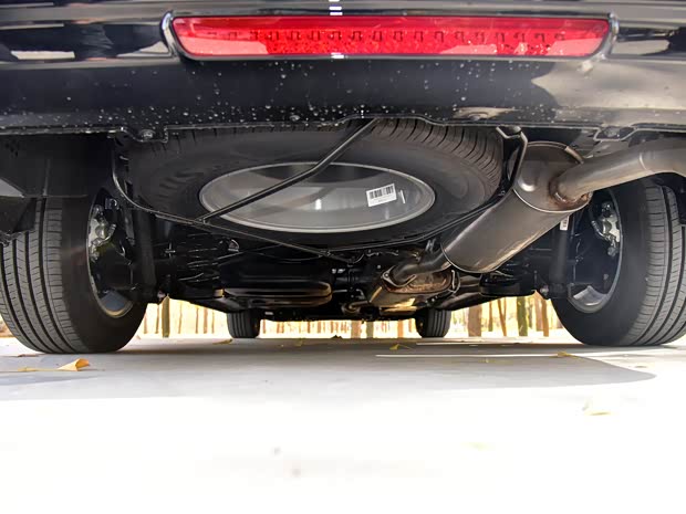 江淮汽车 瑞风M6 2018款 2.0T 尊贵型