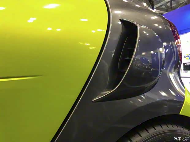 smart smart fortwo 2016款 0.9T 硬頂先鋒版