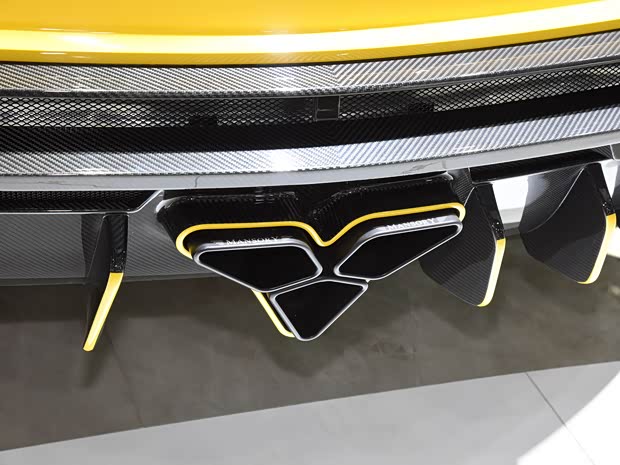 Mansory 迈莎锐Urus 2021款 4.0T V8 标准版 Mansory 迈莎锐Urus 2021款 4.0T V8 标准版