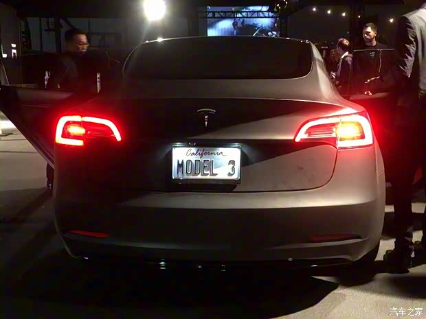 特斯拉 MODEL 3 2016款 基本型